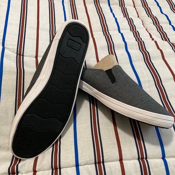 Shoes - Picture 3 of 3